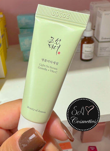 Light On Serum : Centella + Vita C