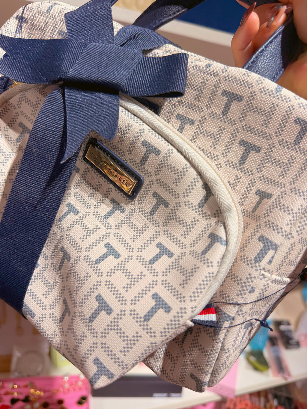 Duo Bolsita y cosmetiquera Tommy
