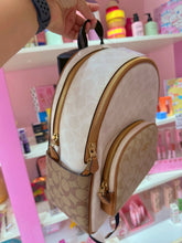 Cargar imagen en el visor de la galería, Backpack Coach