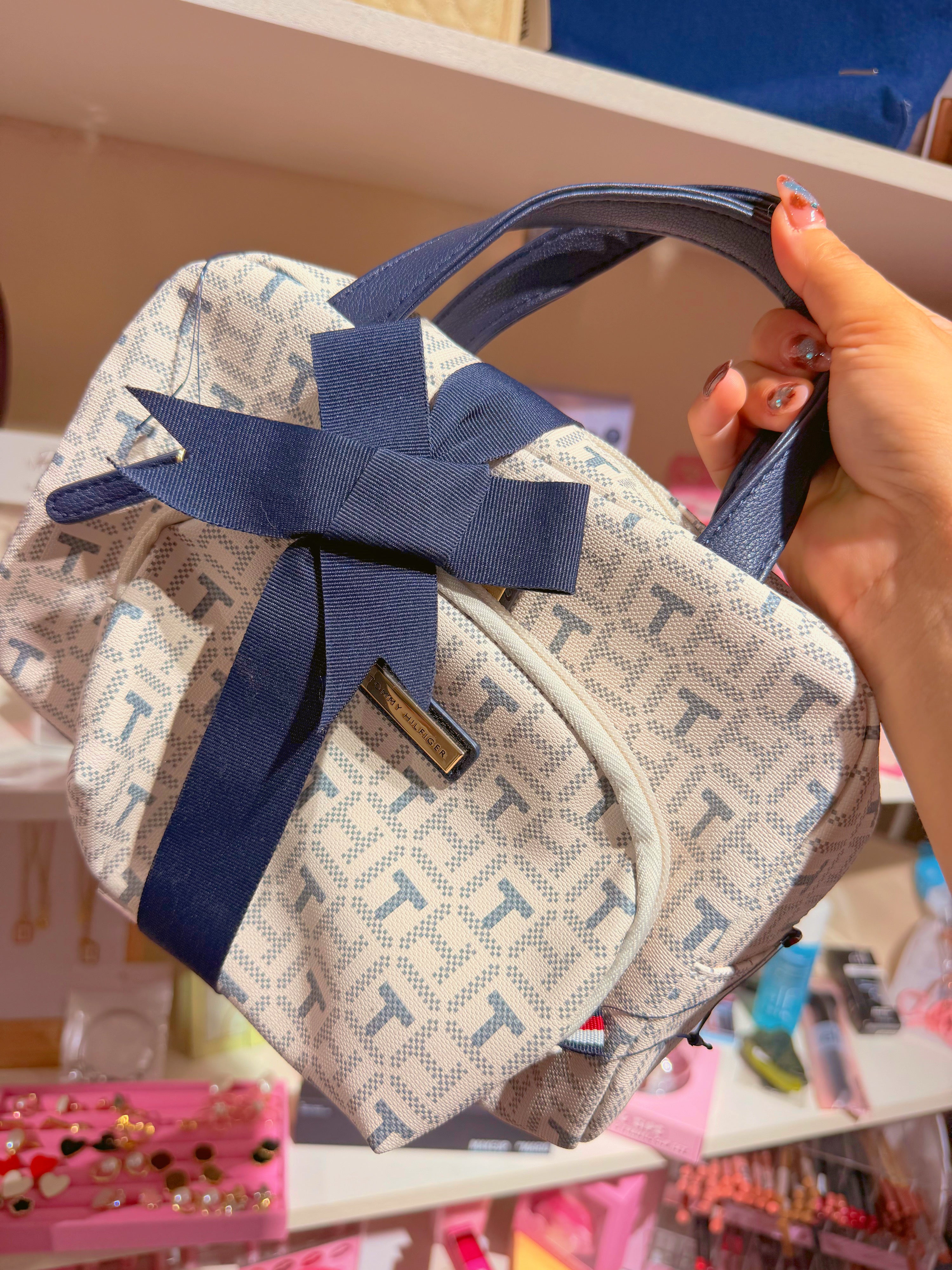 Duo Bolsita y cosmetiquera Tommy