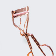 Cargar imagen en el visor de la galería, Rizador de pestaña rose gold/Dapop