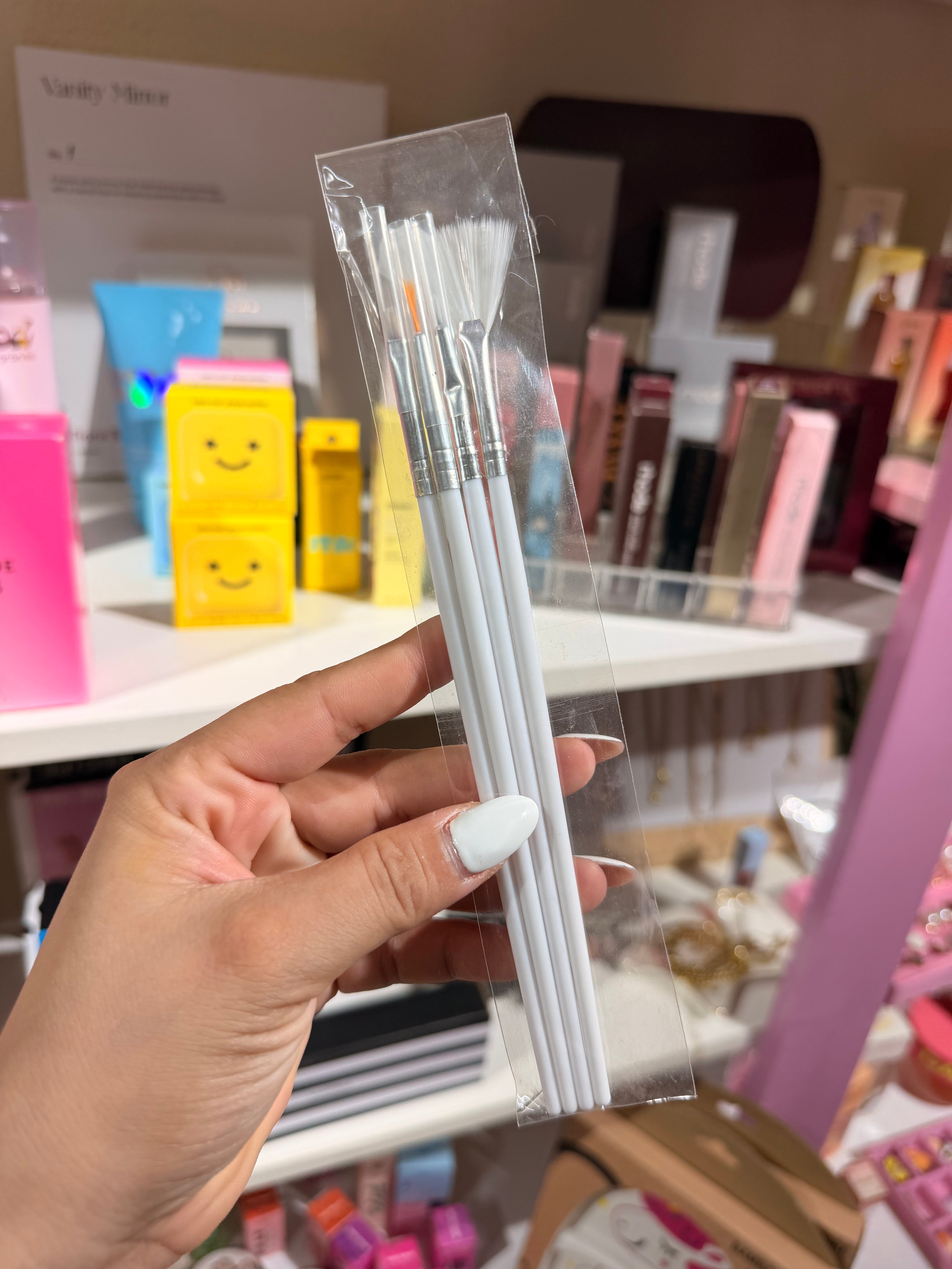 set 4 brochas para decorar uñas / uñas