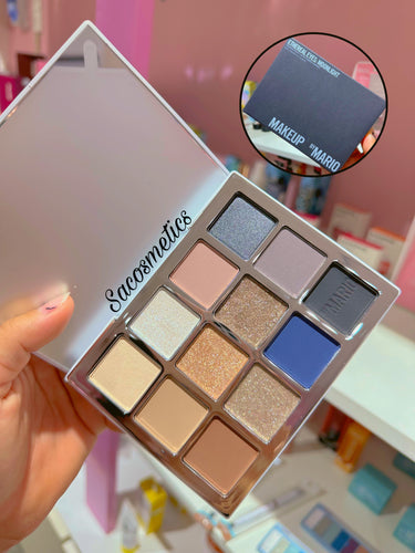 Ethereal Eyes Eyeshadow Palette: Moonlight