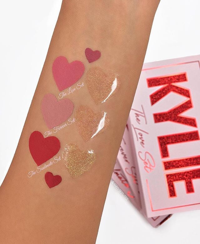 Lip Set